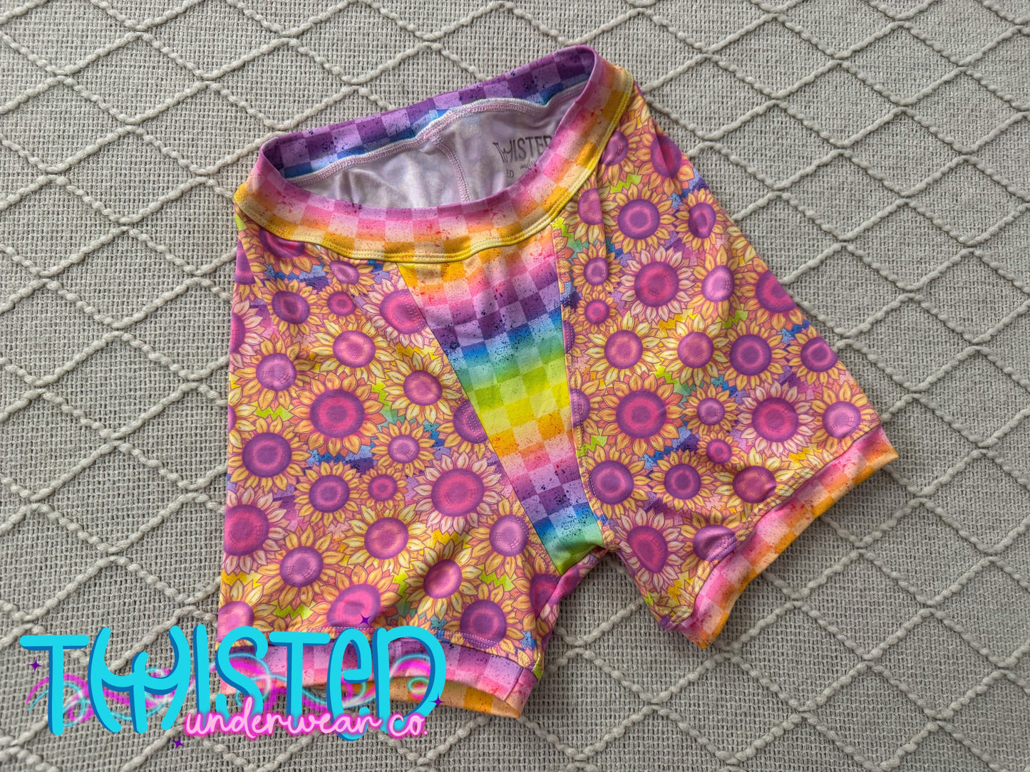 CHECKER FLORAL: MED • HIGH • SHORT