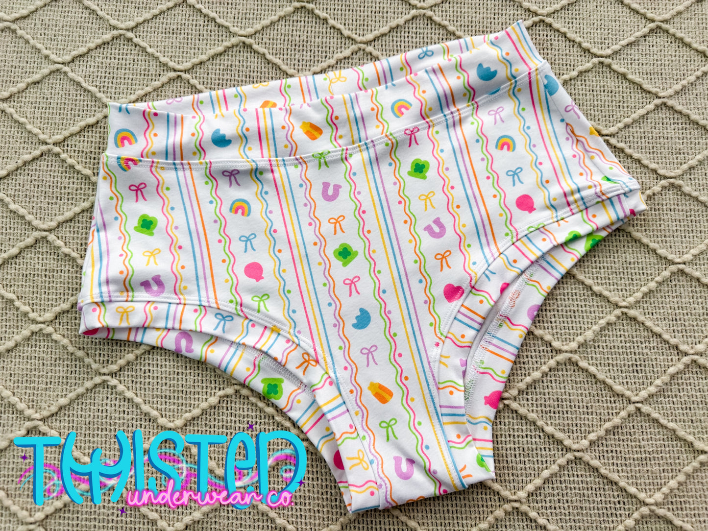 XXL • HIGH • BOOTY